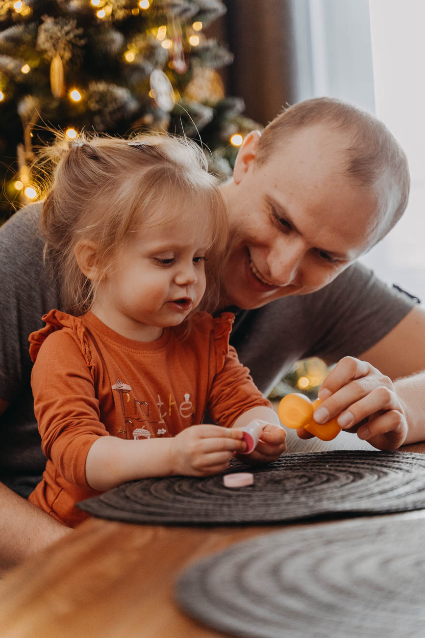 Rodzinna sesja świąteczna - lifestyle 10 rodzinna sesja świąteczna