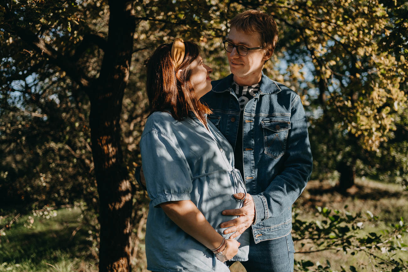 sesja ciążowa w plenerze