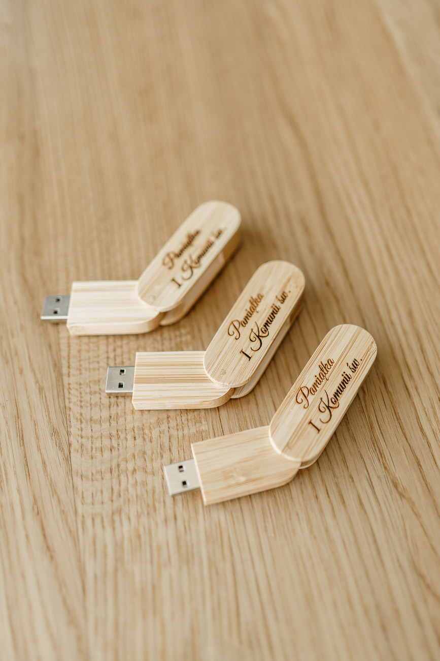 Komunia Święta Zdjęcia - oferta dla szkół 3 svg%3E